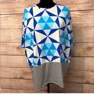 Lularoe Geometric Dipped Grey Irma Tunic Top